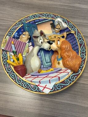 Disney Lady and the Tramp Decorative Plate 3d- cert of authenticity